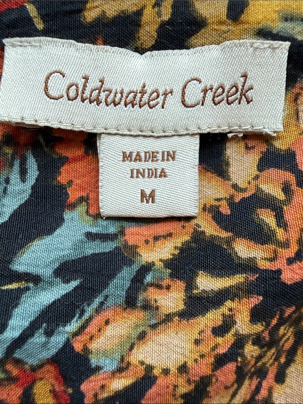 Coldwater Creek Navy Floral Pintuck Button Blouse - Picture 12 of 15